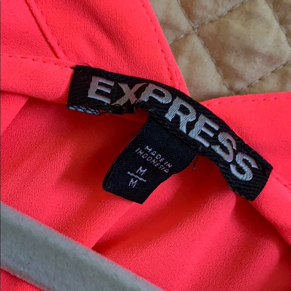 Express Top - Picture 3 of 6